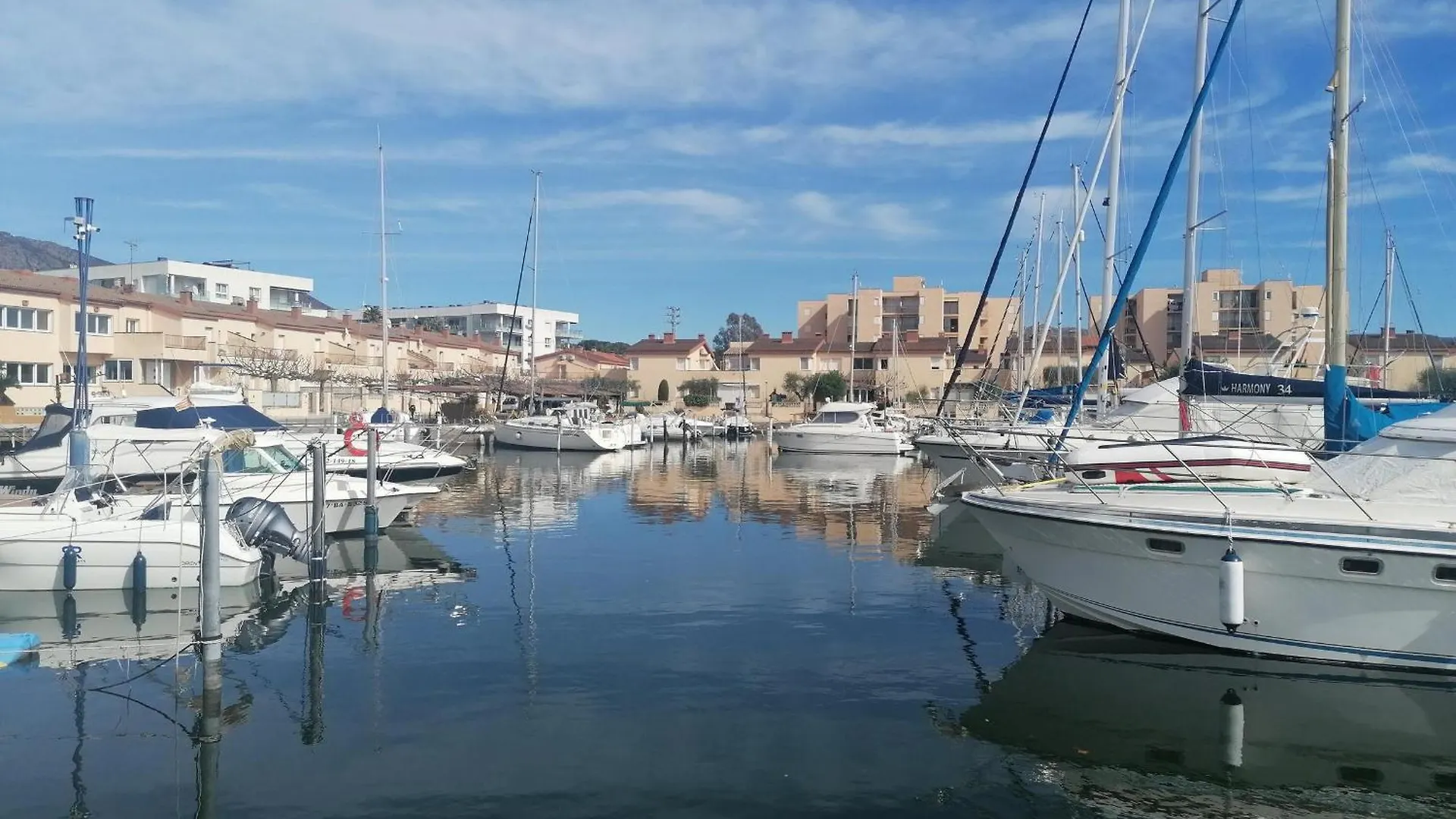 Casa Espaciosa En Roses: Ideal Para Senderismo, Ciclismo, Y Deportes Nauticos. ¡Relajate En Plena Naturaleza! - Es-258-127 西班牙